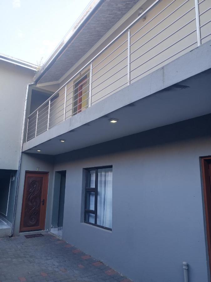 Wise Bird Guest House Roodepoort Luaran gambar