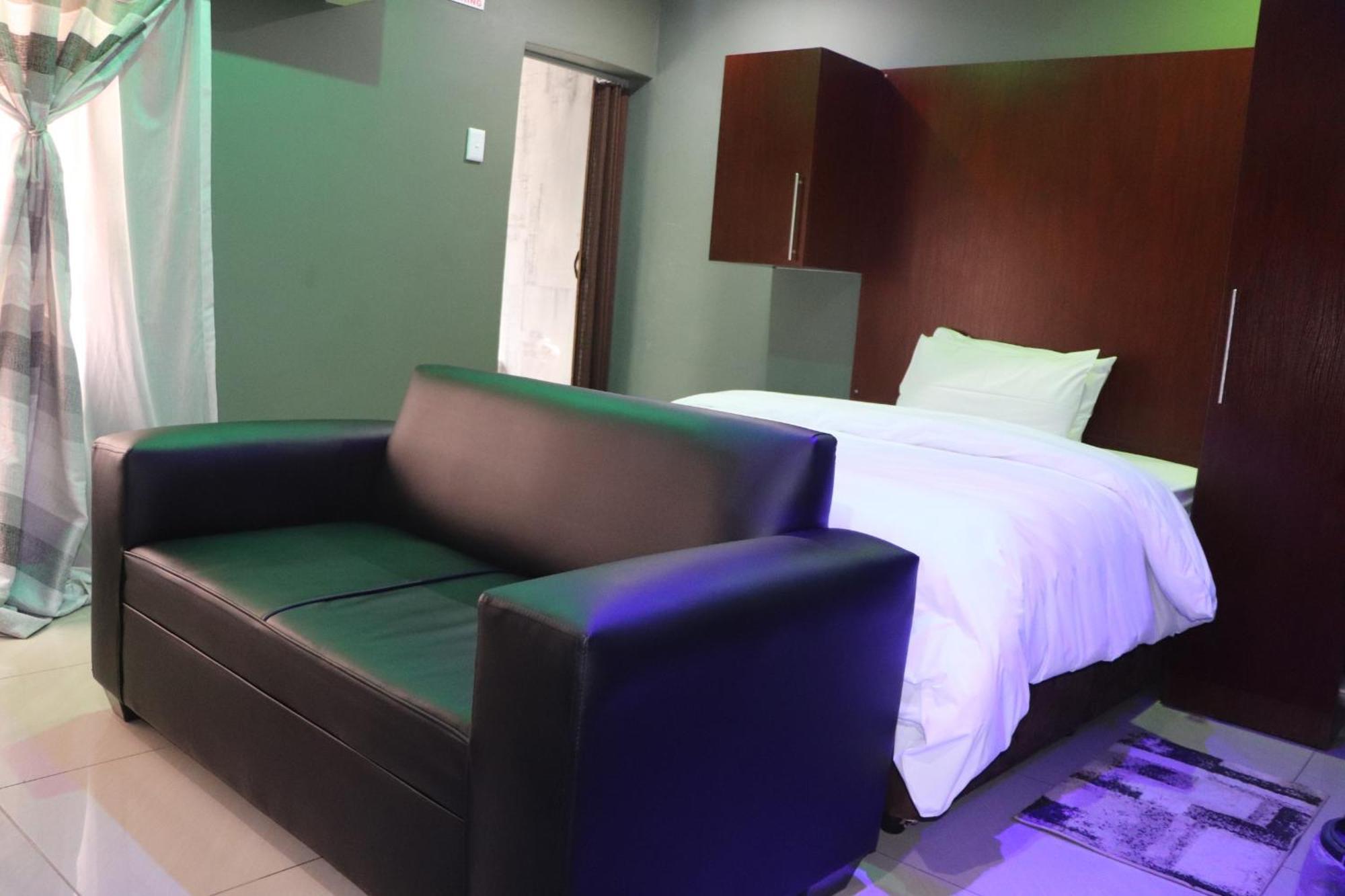 Wise Bird Guest House Roodepoort Luaran gambar
